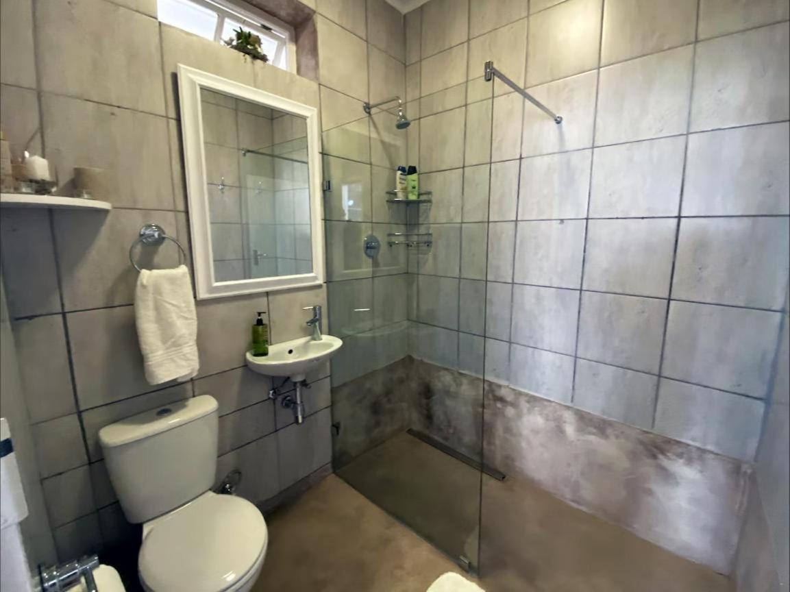 Olive And Vine Farm Cottage Franschhoek Oda fotoğraf